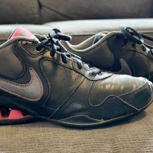 Nike pink & black sneakers
